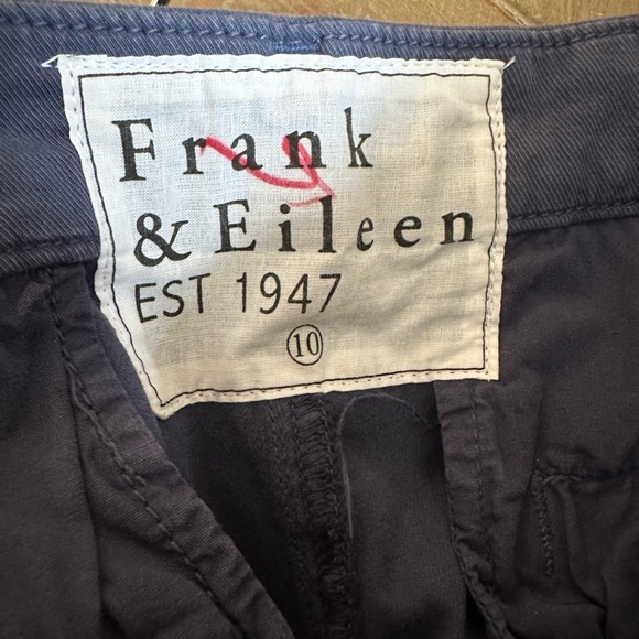 Frank & Eileen Wicklow Italian Performance Chino Crop Pants in Navy, size 10 - Picture 5 of 8